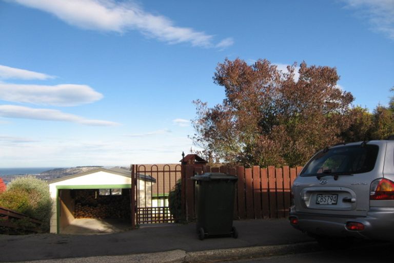 Photo of property in 33 Calypso Place, Rothesay Bay, Auckland, 0630