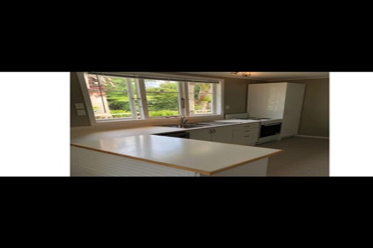 Photo of property in 15 Waitakere Road, Waitakere, Auckland, 0816