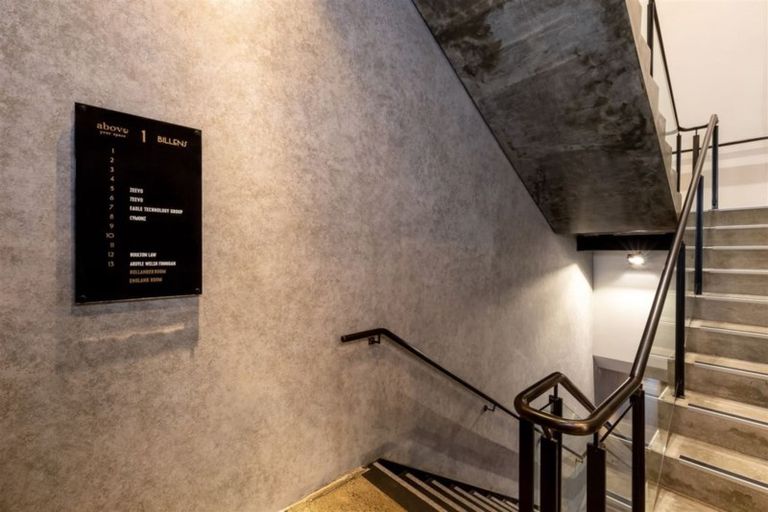 Photo of property in 177a High Street, Oxford, 7430