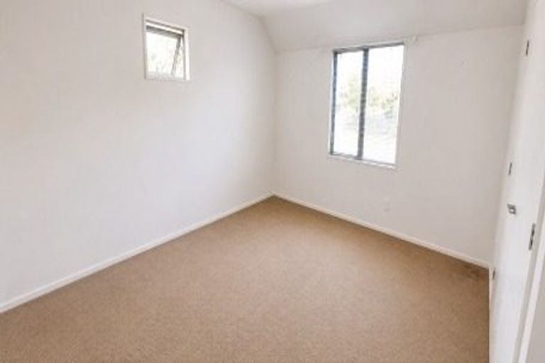 Photo of property in 1/70 Picton Avenue, Riccarton, Christchurch, 8011