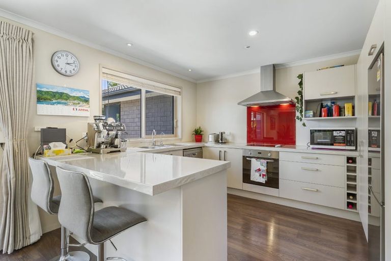 Photo of property in 12 Silkwood Crescent, Karaka, Papakura, 2113