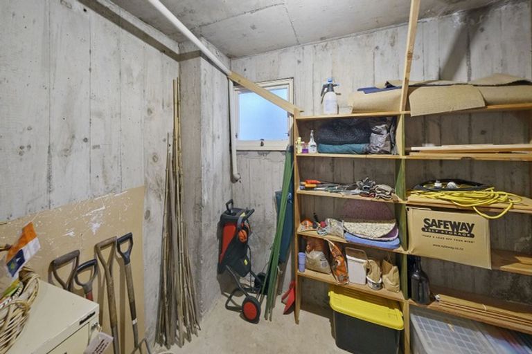 Photo of property in 83 Washington Avenue, Brooklyn, Wellington, 6021