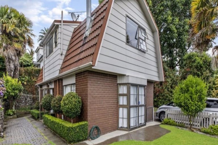 Photo of property in 118a Sutherland Road, Brookfield, Tauranga, 3110