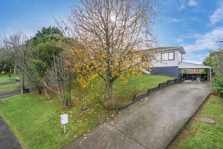 Photo of property in 13 Benchmark Drive, Massey, Auckland, 0614