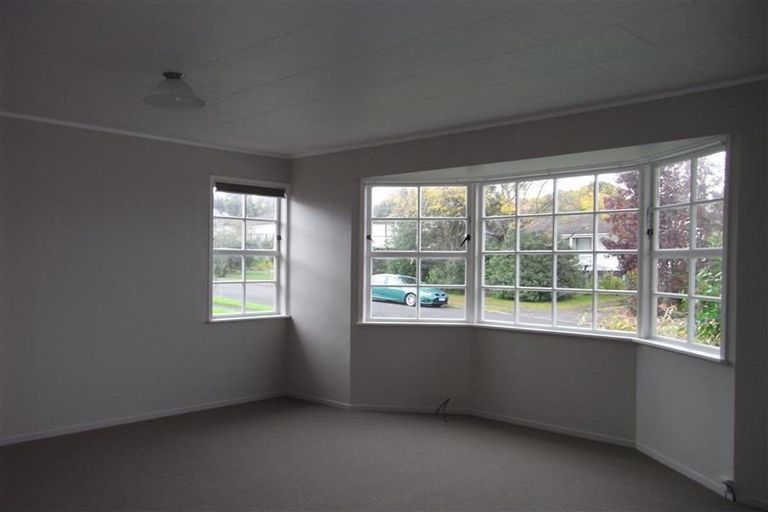 Photo of property in 14 Cairngorm Place, Highland Park, Auckland, 2010
