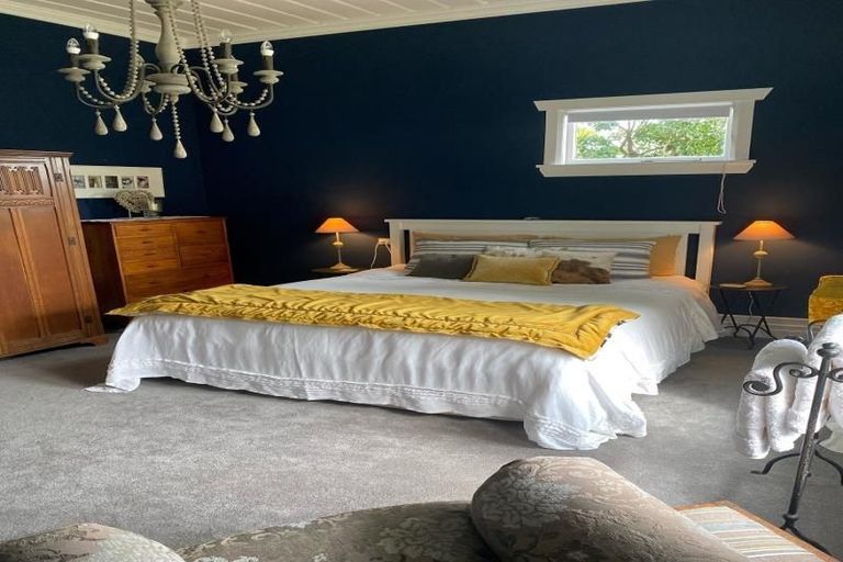 Photo of property in 10 Rawhiti Street, Vogeltown, New Plymouth, 4310