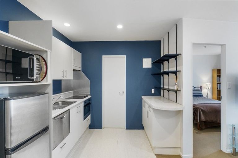 Photo of property in Gilmer Terrace Car Park, 214/9 Gilmer Terrace, Wellington Central, Wellington, 6011