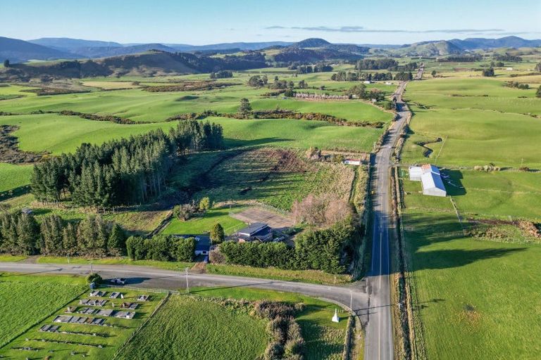 Photo of property in 6 Quarry Hills Fortification Road, Quarry Hills, Tokanui, 9884