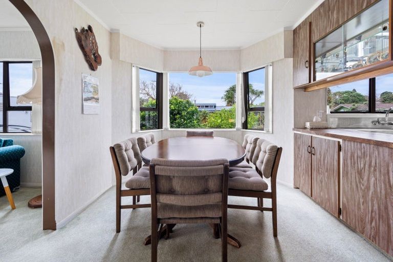 Photo of property in 8a Carr Street, Te Kamo, Whangarei, 0112