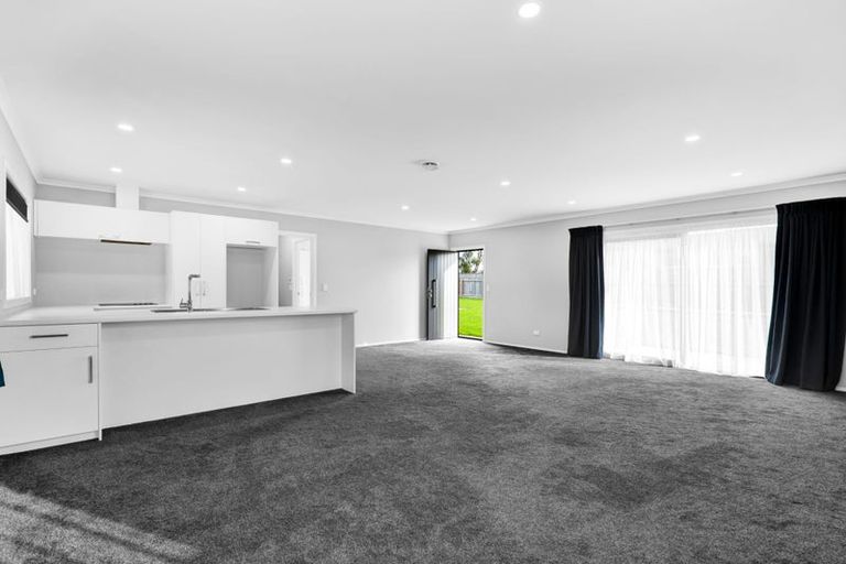 Photo of property in 48b Celia Street, Stratford, 4332