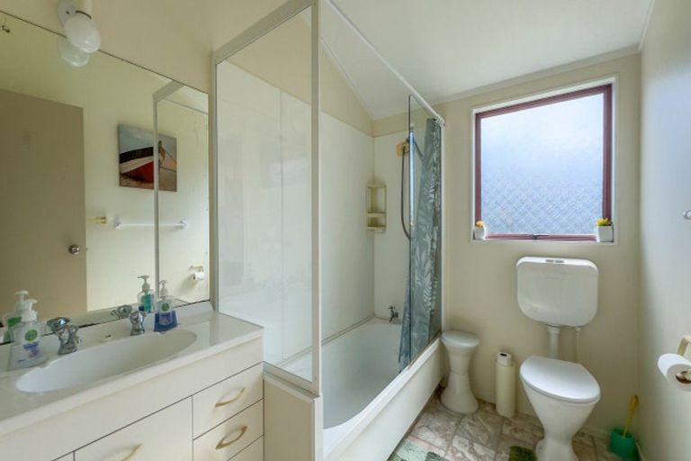 Photo of property in 6 Seaview Avenue, Te Puru, Thames, 3575