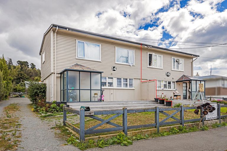 Photo of property in 14-16 Taward Street, Oamaru North, Oamaru, 9400