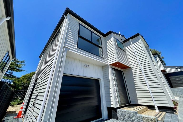Photo of property in 42b Bond Crescent, Forrest Hill, Auckland, 0620