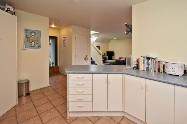 Photo of property in 5/44 London Street, Richmond, Christchurch, 8013