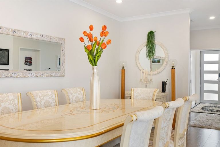 Photo of property in 20 Drumbuoy Drive, Flat Bush, Auckland, 2019