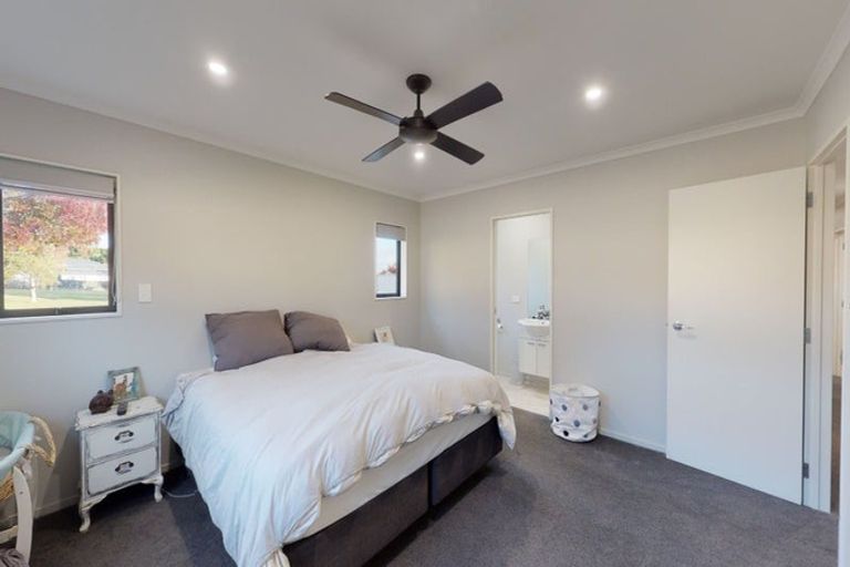 Photo of property in 236b Dominion Road, Red Hill, Papakura, 2110