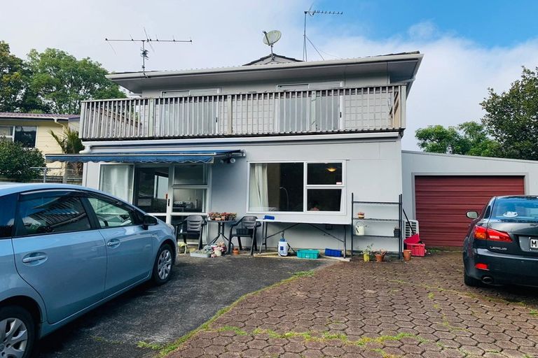 Photo of property in 156 Lynn Road, Bayview, Auckland, 0629