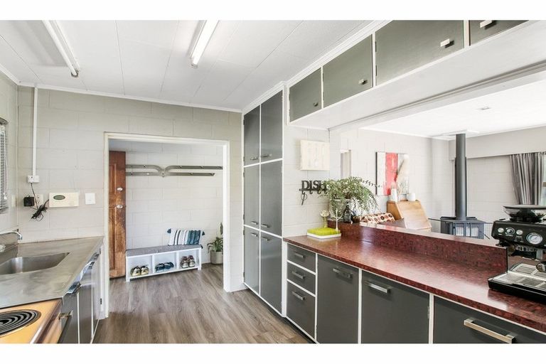 Photo of property in 28 Plymouth Road, Flaxmere, Hastings, 4120