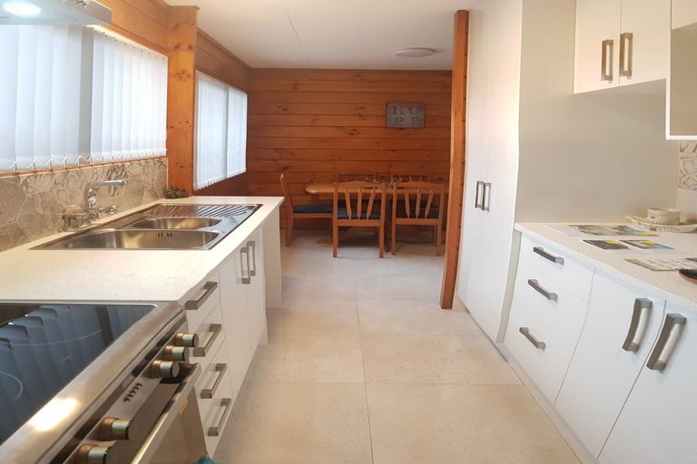 Photo of property in 3/32 Great South Road, Papakura, 2110