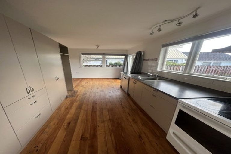 Photo of property in 28 Larnach Street, St Andrews, Hamilton, 3200