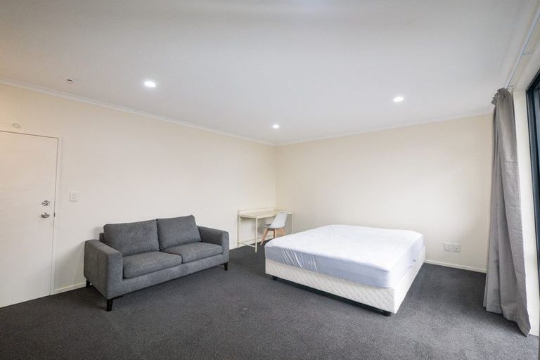 Photo of property in 8a Union Street West, North Dunedin, Dunedin, 9016
