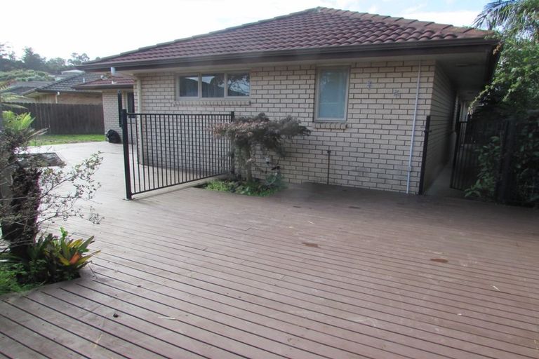 Photo of property in 60 South Kensington Way, Henderson, Auckland, 0612