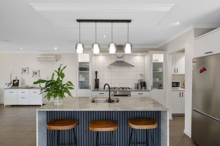 Photo of property in 23 Inverness Drive, Pyes Pa, Tauranga, 3112