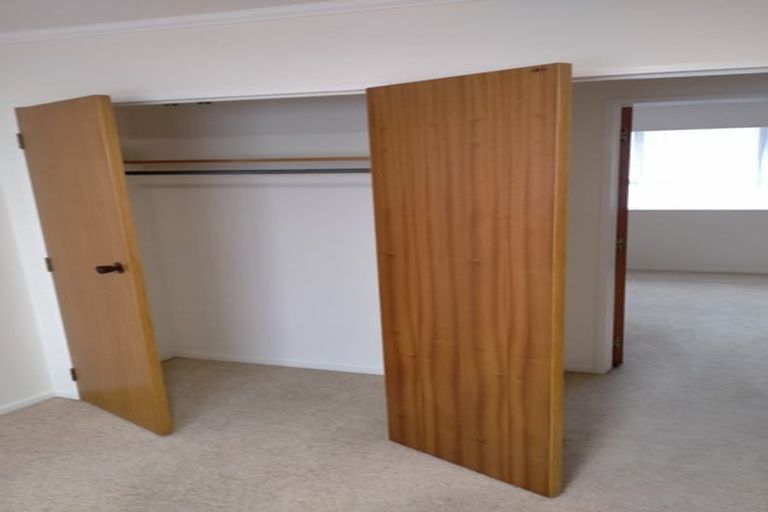 Photo of property in 44 Saint Ronans Avenue, Waterloo, Lower Hutt, 5011