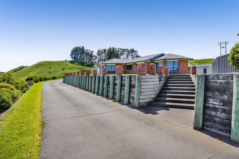 Photo of property in 801 Bird Road, Pukengahu, Stratford, 4393