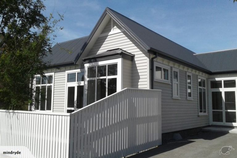 Photo of property in 2/100 Purchas Street, Edgeware, Christchurch, 8013