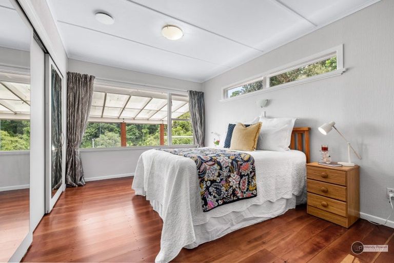 Photo of property in 4 Wairere Road, Belmont, Lower Hutt, 5010