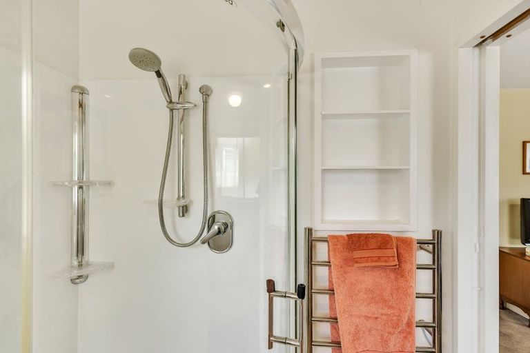 Photo of property in 425 Southland Place, Raureka, Hastings, 4120