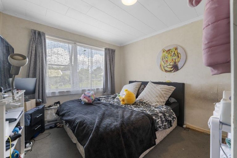 Photo of property in 86 Victoria Street, Kaponga, Hawera, 4679