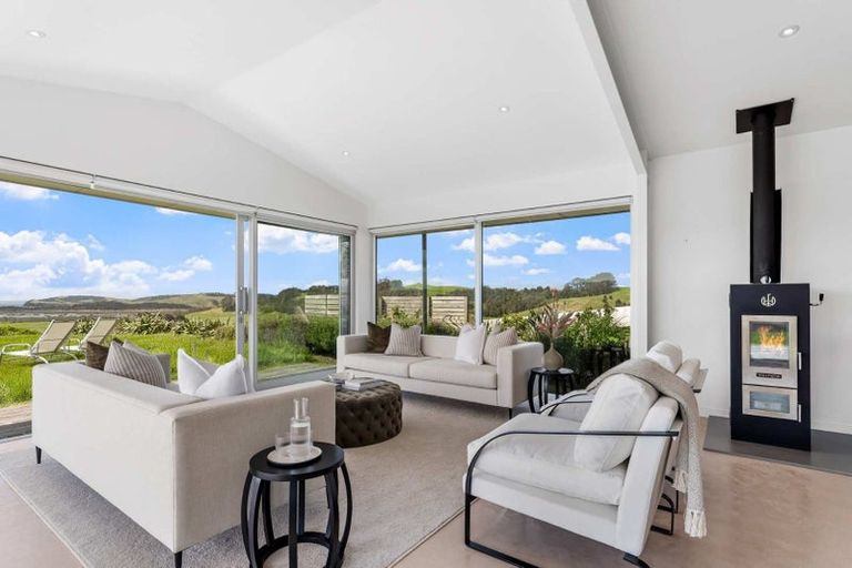 Photo of property in 273 Takatu Road, Tawharanui Peninsula, Warkworth, 0986