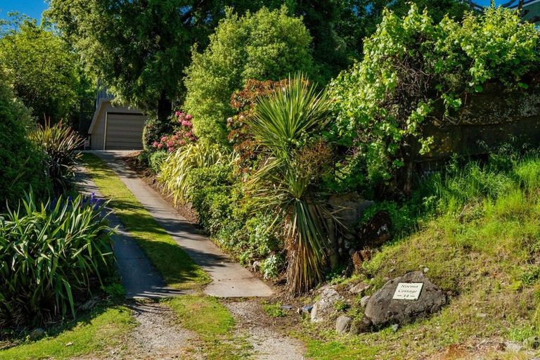 Photo of property in 34 Noema Terrace, Lake Hawea, 9382