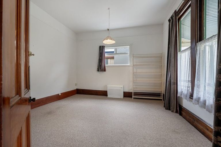 Photo of property in 21 Exeter Street, Lyttelton, 8082