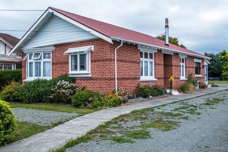 Photo of property in 22 Harris Street, Waimate, 7924