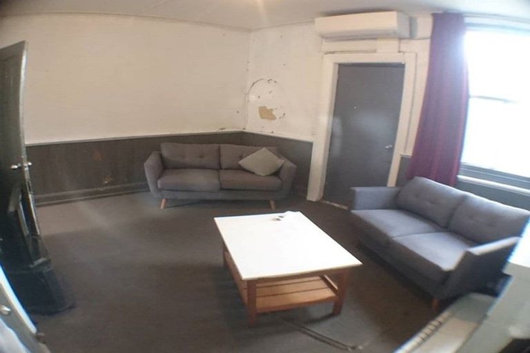 Photo of property in 587 Castle Street, North Dunedin, Dunedin, 9016