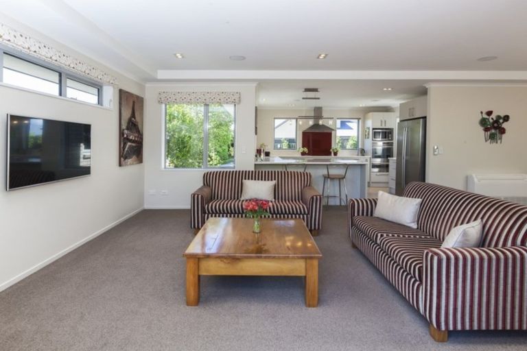 Photo of property in 43 Marble Wood Drive, Papanui, Christchurch, 8053