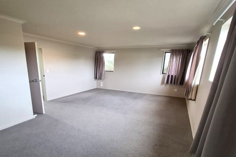 Photo of property in 3/31 Orwell Road, Greenhithe, Auckland, 0632