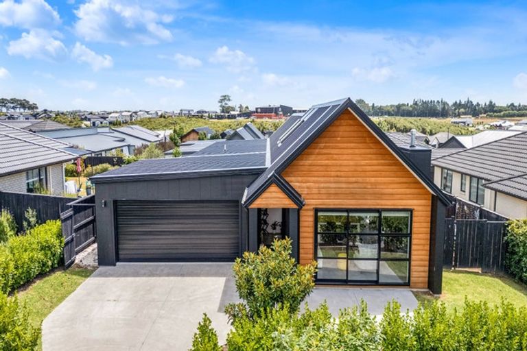 Photo of property in 63 Te Paea Avenue, Paerata, 2124