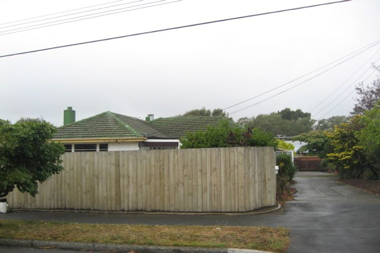 Photo of property in 4 Mundys Road, Dallington, Christchurch, 8061