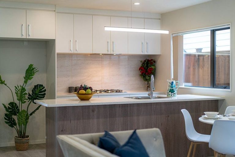 Photo of property in 41 Koroheke Road, Takanini, 2110