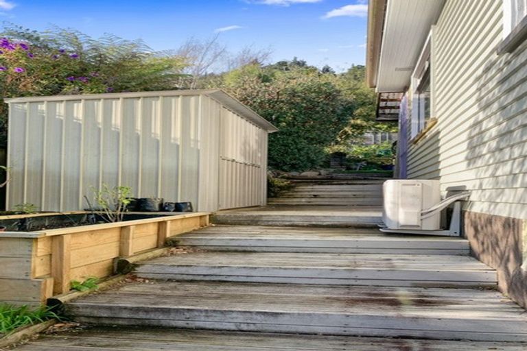 Photo of property in 91 Milton Terrace, Picton, 7220