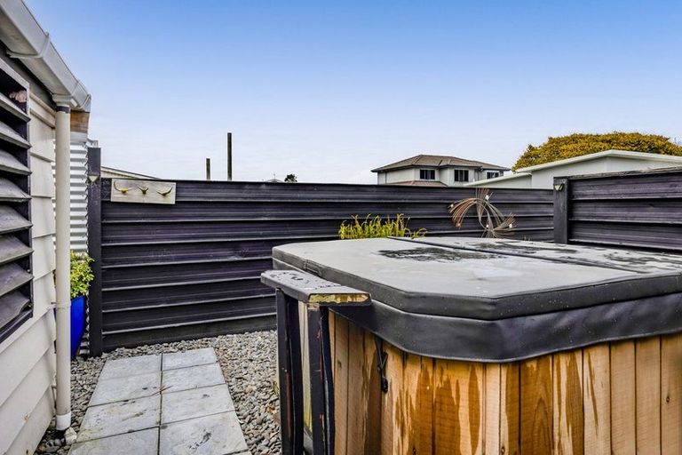 Photo of property in 221a South Road, Hawera, 4610