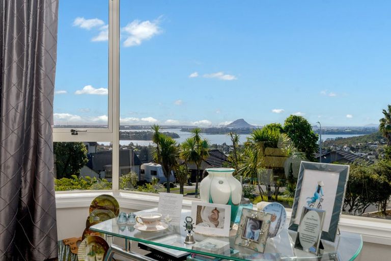 Photo of property in 16 Aurora Avenue, Welcome Bay, Tauranga, 3112