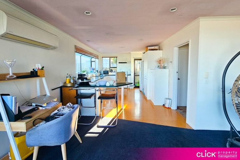 Photo of property in 21 Walter Street, The Glen, Dunedin, 9011