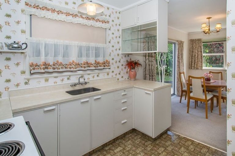 Photo of property in 1/2 Poseidon Place, Half Moon Bay, Auckland, 2012