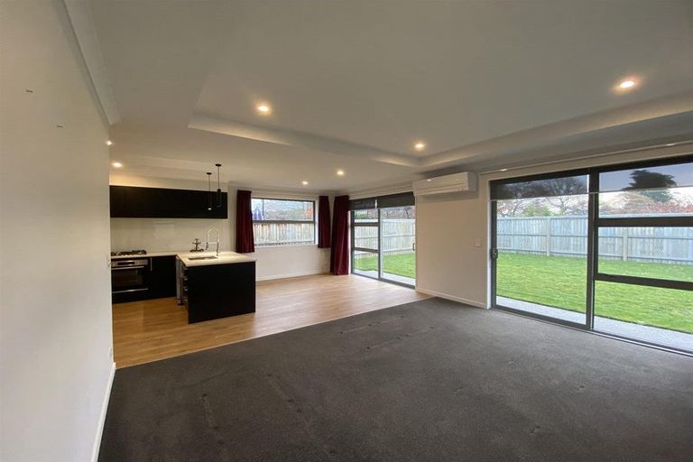 Photo of property in 31 Tara Crescent, Woodend, 7610