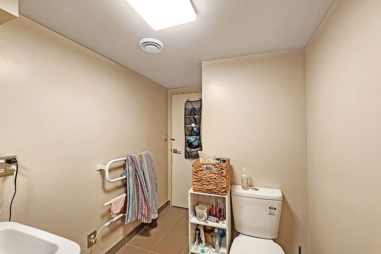 Photo of property in Vespa Apartments, 203/20 Hanson Street, Mount Cook, Wellington, 6021